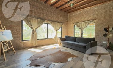 Casa de Campo en Alquiler en Gobernador Castro | 0.5 hectárea con Piscina, 4 Dormitorios y Equipada