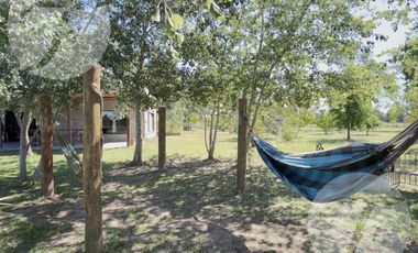 Casa de Campo en Alquiler en Gobernador Castro | 0.5 hectárea con Piscina, 4 Dormitorios y Equipada