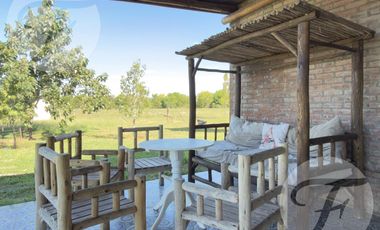 Casa de Campo en Alquiler en Gobernador Castro | 0.5 hectárea con Piscina, 4 Dormitorios y Equipada