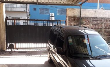 BALCARCE 200 - 2 CASAS - LOTE 260 MTS - V.MARTELLI - VENDE