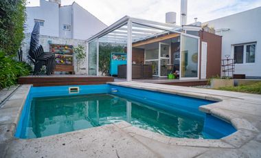 Casa en  venrta, moderna, zona san Carlos