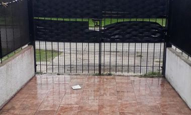 2 Dúplex juntos en José C Paz Arias Esq. Ant. Argentina