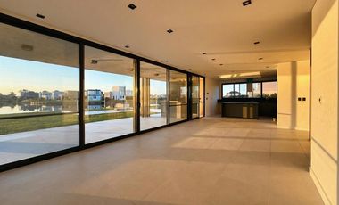 Casa en Venta - Magallanes