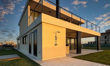 Casa en Venta - Magallanes