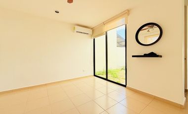 Bonita casa de dos recámaras en venta dentro de privada Cumbres Novonorte
