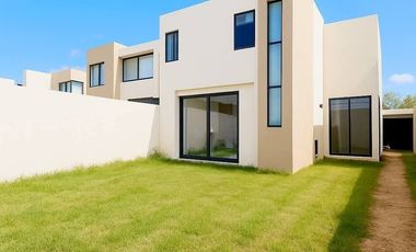 Bonita casa de dos recámaras en venta dentro de privada Cumbres Novonorte