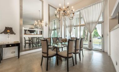 Casa en ALQUILER en Acassuso - San Isidro