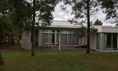 Casa en alquiler temporal en Barrio Residencial I, Costa Esmeralda