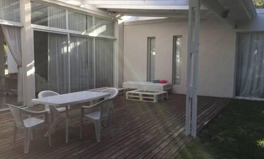 Casa en alquiler temporal en Barrio Residencial I, Costa Esmeralda