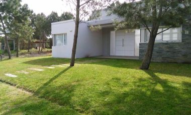 Casa en alquiler temporal en Barrio Residencial I, Costa Esmeralda
