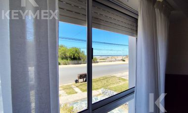 Casa en  Avenida costanera en Mar de Ajó