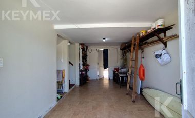Casa en  Avenida costanera en Mar de Ajó