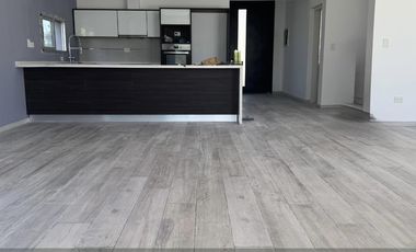 Casa en Venta-Alquiler a la laguna El Cantón Barrio Islas