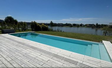 Casa en Venta-Alquiler a la laguna El Cantón Barrio Islas