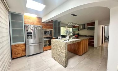 Casa en renta en colinas de san Javier