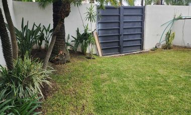 Casa en renta en colinas de san Javier