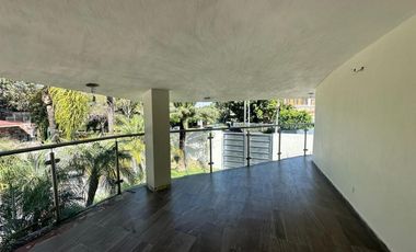 Casa en renta en colinas de san Javier