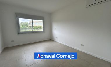 VENTA y ALQUILER CASA EN UNA PLANTA EN VISTAS, PUERTOS (3 dormitorios, dependencia)