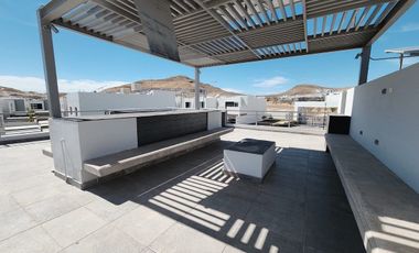 CASA EN VENTA EN ANKARA (FRENTE ALSUPER RELIZ)
