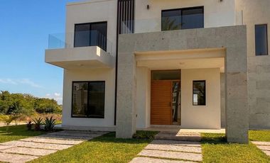 Casa en Venta Fraccionamiento Velamar, Altamira Tamaulipas.