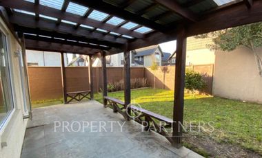 Arriendo casa en Condominio Torobayo