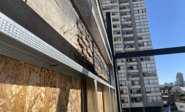 Proyecto de construcción de un hostal que está inconcluso.