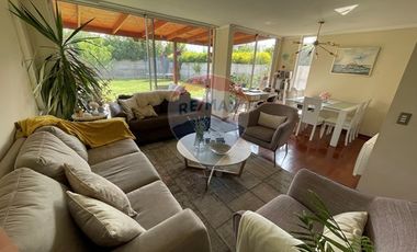 OPORTUNIDAD!  Venta casa, Sta. Elena, Chicureo