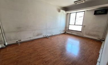 Oficina en Arriendo en Luis Thayer Ojeda