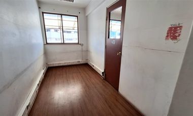Oficina en Arriendo en Luis Thayer Ojeda