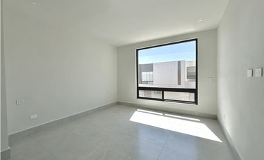 Casa en Renta a Estrenar en Montano Residencial Carretera Nacional 