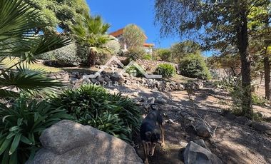 CASA 3 DORM + SERVICIO PISCINA Y QUINCHO ALTOS DE LA RESERVA