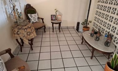 CASA EN VENTA UBICADA EN MEDELLIN EN EL SECTOR CAMPO VALDES 2