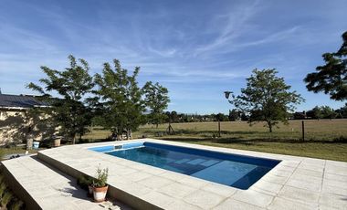 Casa en alquiler temporal, barrio Champaqui Golf