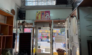 Local a la calle en Venta Haedo / Moron (B134 482)