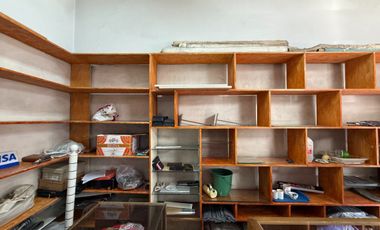 Local a la calle en Venta Haedo / Moron (B134 482)