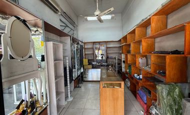 Local a la calle en Venta Haedo / Moron (B134 482)