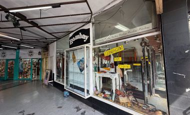 Local a la calle en Venta Haedo / Moron (B134 482)