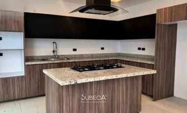 Casa en Renta con Roof Garden en Fraccionamiento Cerrado – Zona Ánimas