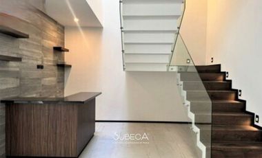 Casa en Renta con Roof Garden en Fraccionamiento Cerrado – Zona Ánimas