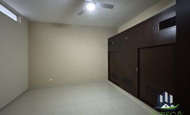 Casa en Renta a dos cuadras de Plaza Monte Magno, sobre el Bulevar Europa