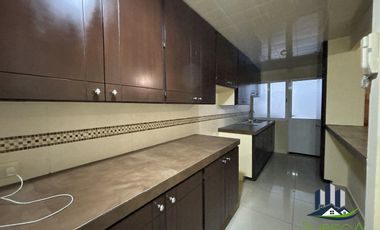 Casa en Renta a dos cuadras de Plaza Monte Magno, sobre el Bulevar Europa