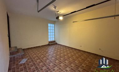 Casa en Renta a dos cuadras de Plaza Monte Magno, sobre el Bulevar Europa