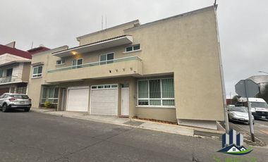 Casa en Renta a dos cuadras de Plaza Monte Magno, sobre el Bulevar Europa