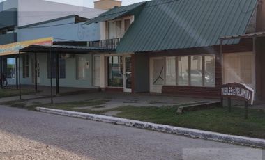 Casa en el centro de Cnel Du Graty