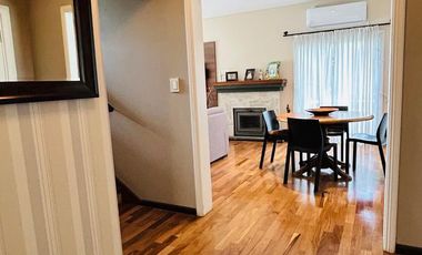 Casa en  venta Solar Del Bosque, Canning. 6 amb. 3 hab.