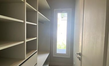 CASA VENTA 4 DORMITORIOS EN MIRALAGOS