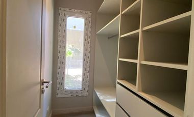 CASA VENTA 4 DORMITORIOS EN MIRALAGOS