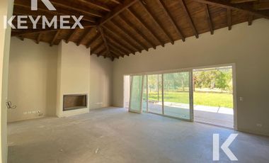 CASA VENTA 4 DORMITORIOS EN MIRALAGOS