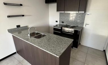 Venta - Departamento 2 ambientes con cochera descubierta en Remedios De Escalada