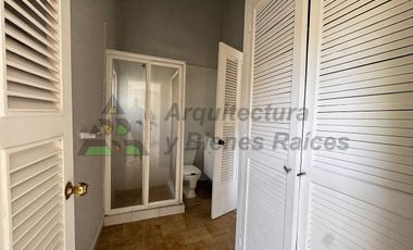 Casa en Condominio con Alberca Común en  Renta
